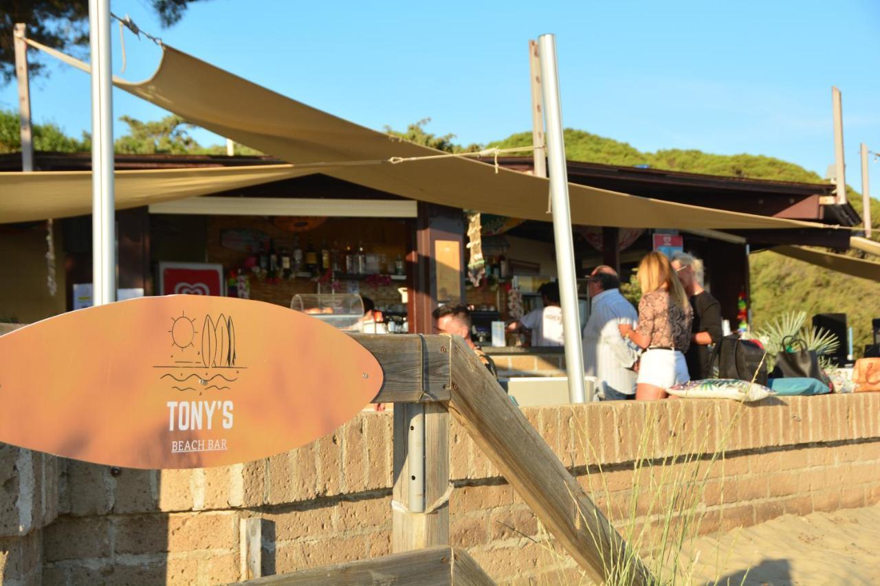 Golfo Del Sole Hotel & Holiday Resort Follonica Exterior photo
